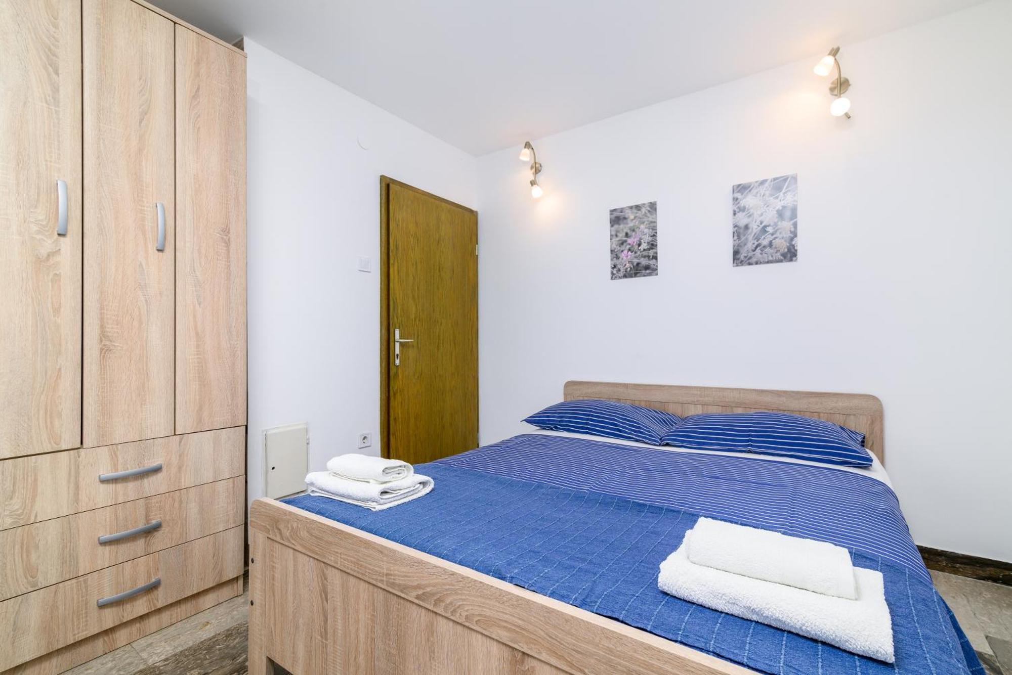 Apartments With A Parking Space Premantura, Medulin - 2228 חדר תמונה